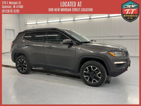 Used 2019 Jeep Compass Trailhawk w/ Cold Weather Group AWD/4WD image 14