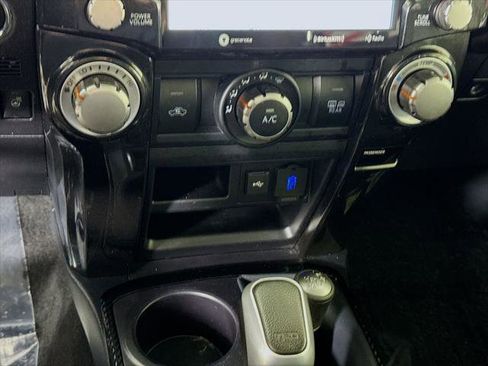 Certified 2024 Toyota 4Runner TRD Off-Road Premium w/ Off Road Premium Plus Package AWD/4WD image 10