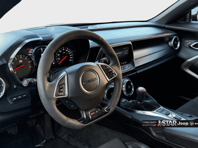 Used 2019 Chevrolet Camaro SS RWD image 32