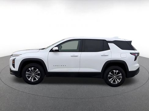 Used 2025 Chevrolet Equinox LT image 9