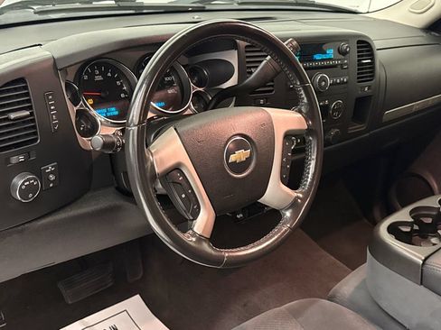 Used 2008 Chevrolet Silverado 1500 LT w/ Texas Edition RWD image 18