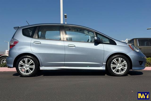 Used 2011 Honda Fit Sport image 3