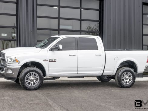 Used 2018 RAM 2500 Laramie image 3