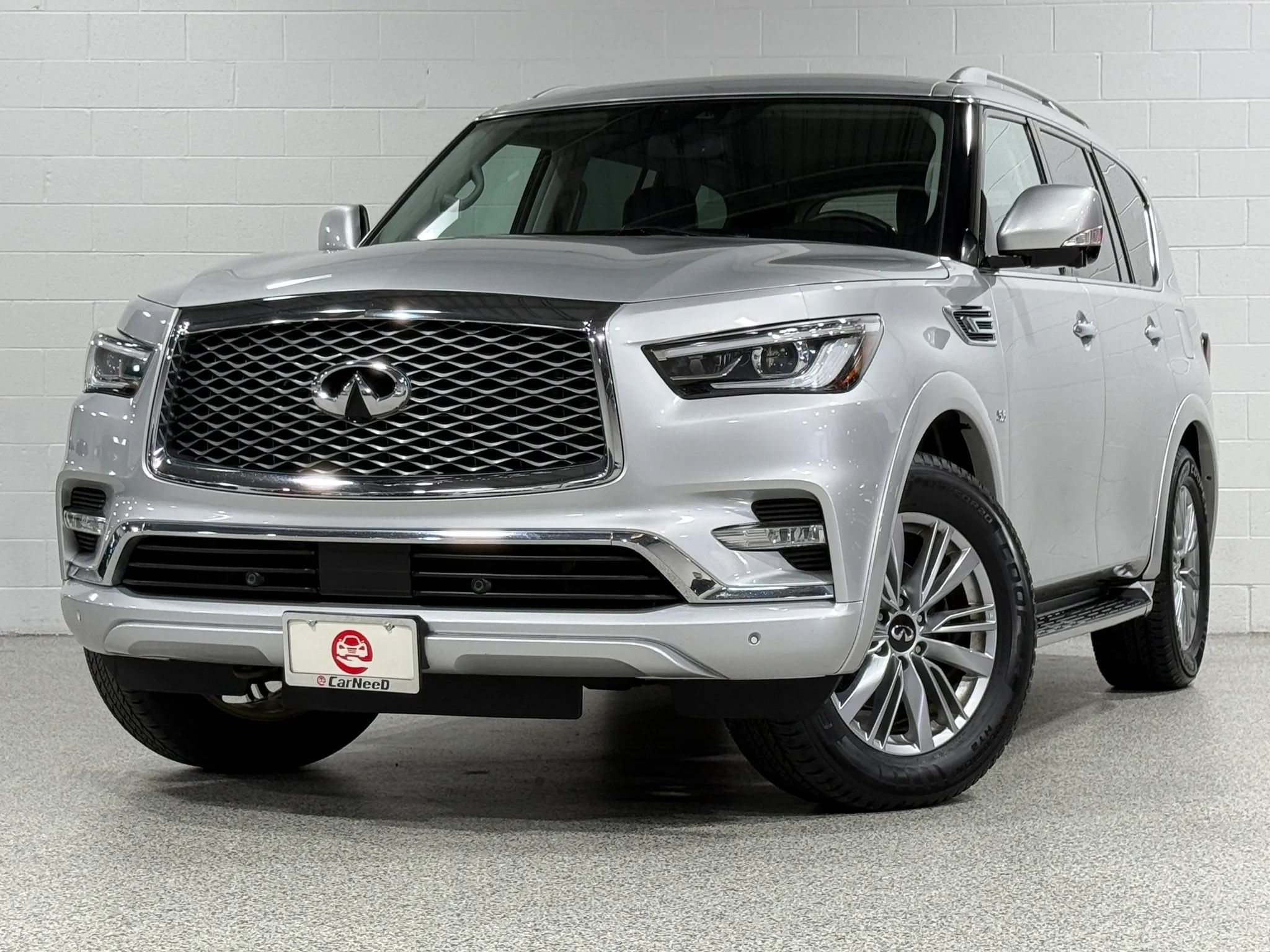 Used 2019 INFINITI QX80 Luxe w/ Proassist Package AWD/4WD image 2