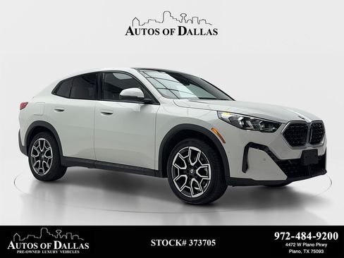 Used 2025 BMW X2 xDrive28i AWD/4WD image 1