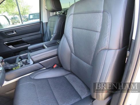 Used 2022 Toyota Tundra Limited image 16