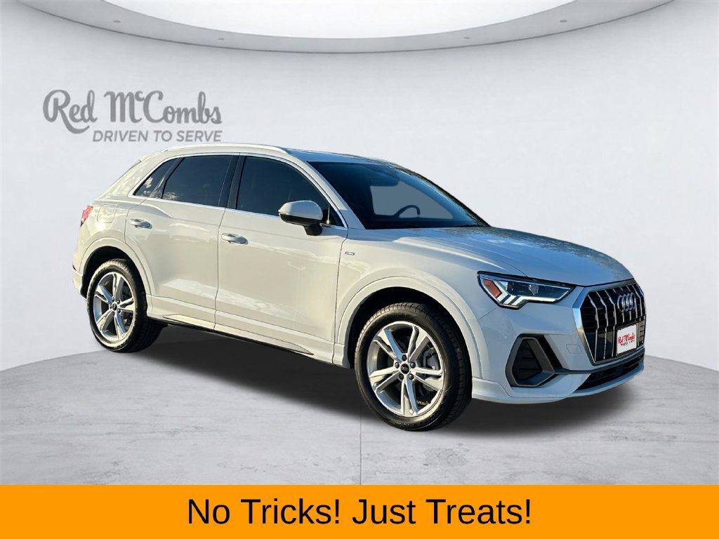 Used 2024 Audi Q3 2.0T Premium w/ Convenience Package AWD/4WD image 3