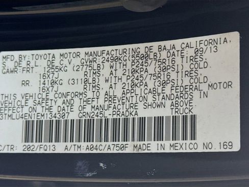 Used 2014 Toyota Tacoma 4x4 Double Cab w/ SR5 Package image 28