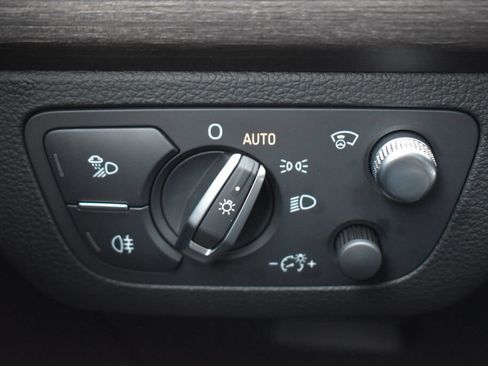 Used 2021 Audi Q5 Prestige w/ Prestige Package AWD/4WD image 14