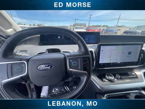 Used 2025 Ford Expedition Max Platinum AWD/4WD image 11