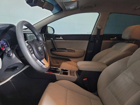 Used 2020 Kia Sportage LX FWD image 17