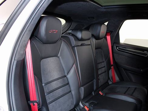 Used 2023 Porsche Cayenne GTS image 25
