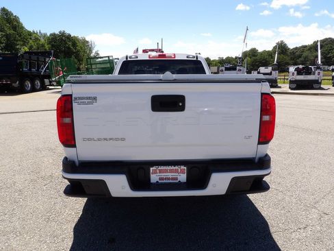 Used 2022 Chevrolet Colorado LT w/ Fleet Safety Package RWD image 6