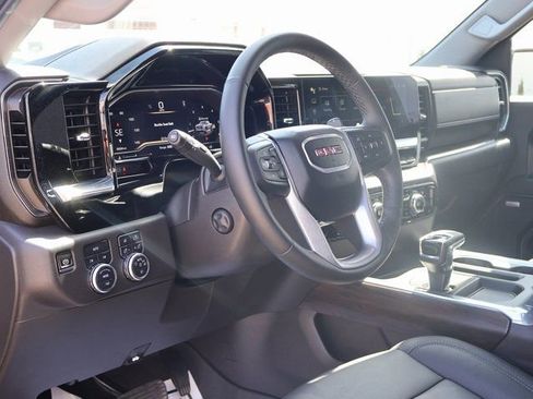 Certified 2024 GMC Sierra 1500 SLT w/ SLT Premium Plus Package AWD/4WD image 31