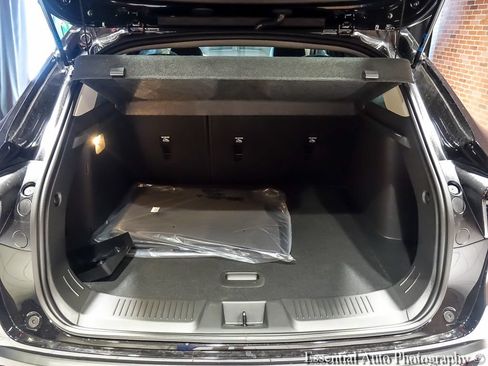 New 2026 Chevrolet Trax LT FWD image 18