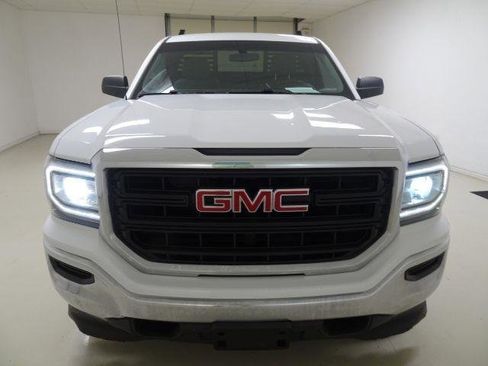 Used 2018 GMC Sierra 1500 2WD Regular Cab image 2
