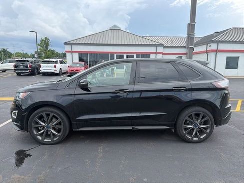 Used 2018 Ford Edge Sport w/ Equipment Group 401A AWD/4WD image 3
