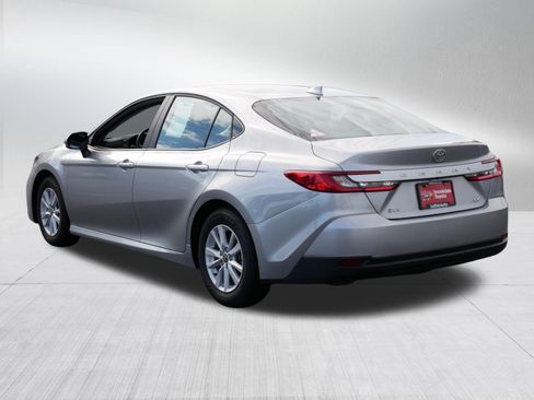 Certified 2026 Toyota Camry LE FWD image 5