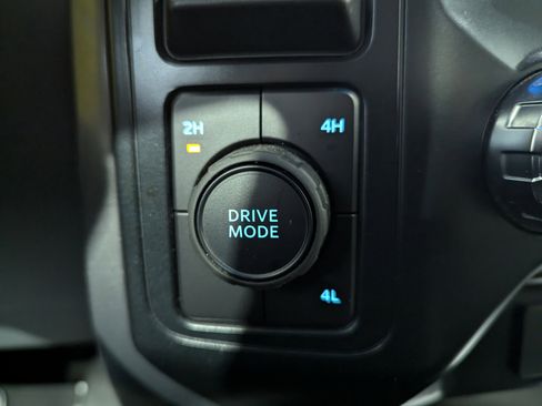 Used 2025 Ford F150 XLT w/ Equipment Group 301A Standard image 17