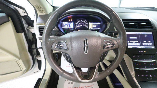Used 2014 Lincoln MKZ Hybrid w/ Equipment Group 202A Reserve FWD image 18