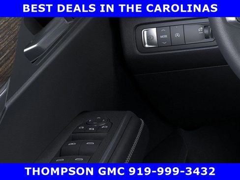 New 2026 GMC Acadia Denali w/ Super Cruise Package image 25