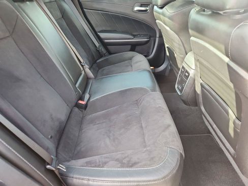 Used 2019 Dodge Charger Scat Pack w/ Plus Group RWD image 27