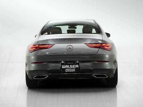 Used 2021 Mercedes-Benz CLA 250 4MATIC image 4