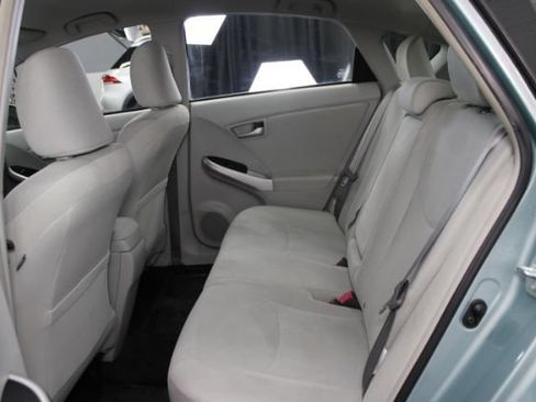 Used 2014 Toyota Prius Two FWD image 18