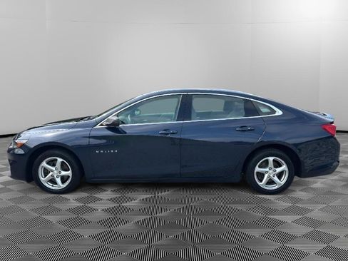 Used 2017 Chevrolet Malibu LS FWD image 5