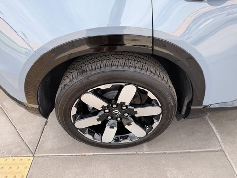 Used 2024 Honda Prologue Elite image 15