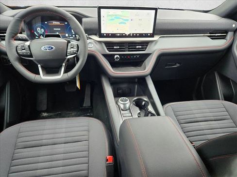 New 2026 Ford Explorer ST-Line w/ ST-Line Street Pack image 14