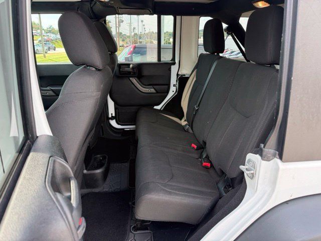 Used 2018 Jeep Wrangler Unlimited Sport S AWD/4WD image 10