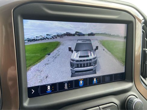 Used 2022 Chevrolet Silverado 2500 High Country AWD/4WD image 33
