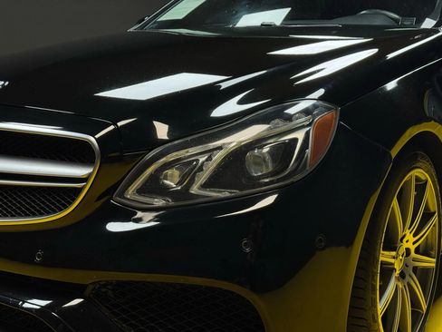 Used 2014 Mercedes-Benz E 63 AMG S-Model image 7