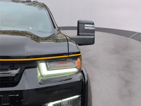 Used 2021 Chevrolet Silverado 2500 LTZ w/ Carhartt Edition image 12