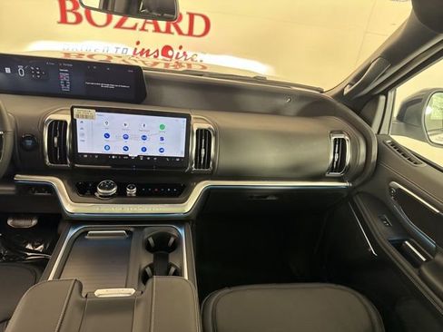 New 2025 Ford Expedition Platinum w/ Stealth Appearance Package image 12