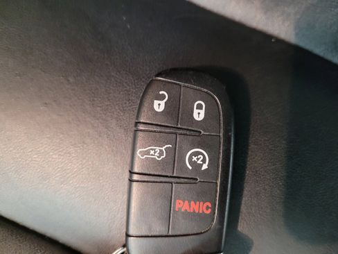 Used 2017 Jeep Grand Cherokee Limited RWD image 32