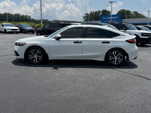 Used 2024 Honda Civic LX image 6