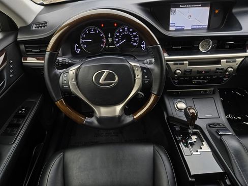 Used 2013 Lexus ES 350 w/ Premium Pkg FWD image 13