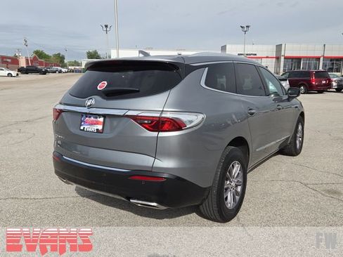 Used 2023 Buick Enclave Essence AWD/4WD image 27