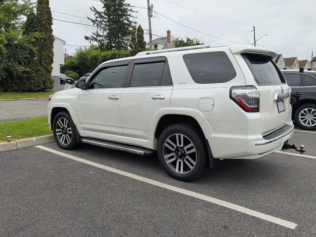 Used 2016 Toyota 4Runner Limited w/ Four Season Floor Mat Package AWD/4WD image 5