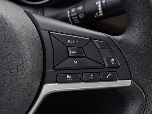 Used 2025 Nissan Sentra SV FWD image 26