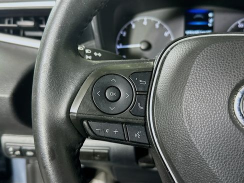 Used 2024 Toyota Corolla SE w/ SE Premium Package FWD image 16