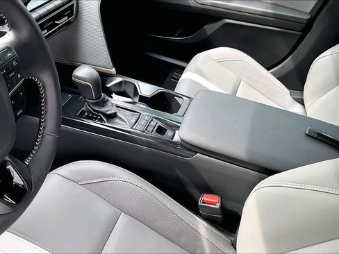 Certified 2025 Toyota Camry SE FWD image 20