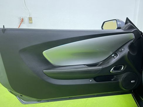 Used 2010 Chevrolet Camaro SS w/ RS Package image 16