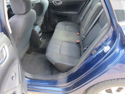 Used 2018 Nissan Sentra SV FWD image 23
