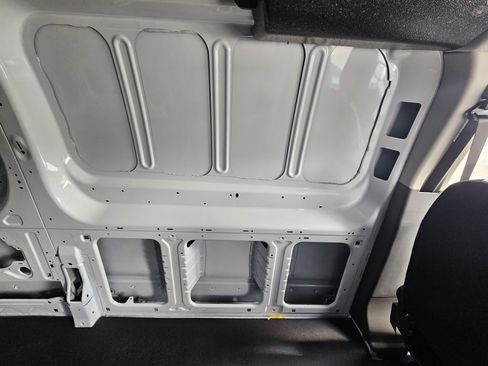 New 2025 Ford Transit 250 Low Roof image 39