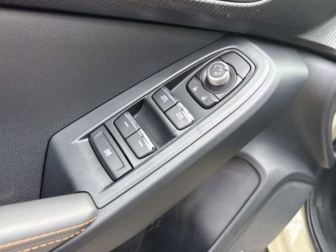 New 2026 Subaru Crosstrek 2.5i Limited w/ Crosstrek Mirror Package image 21
