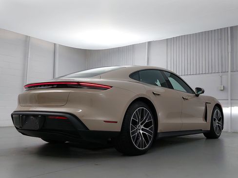 Used 2023 Porsche Taycan w/ Premium Package image 7