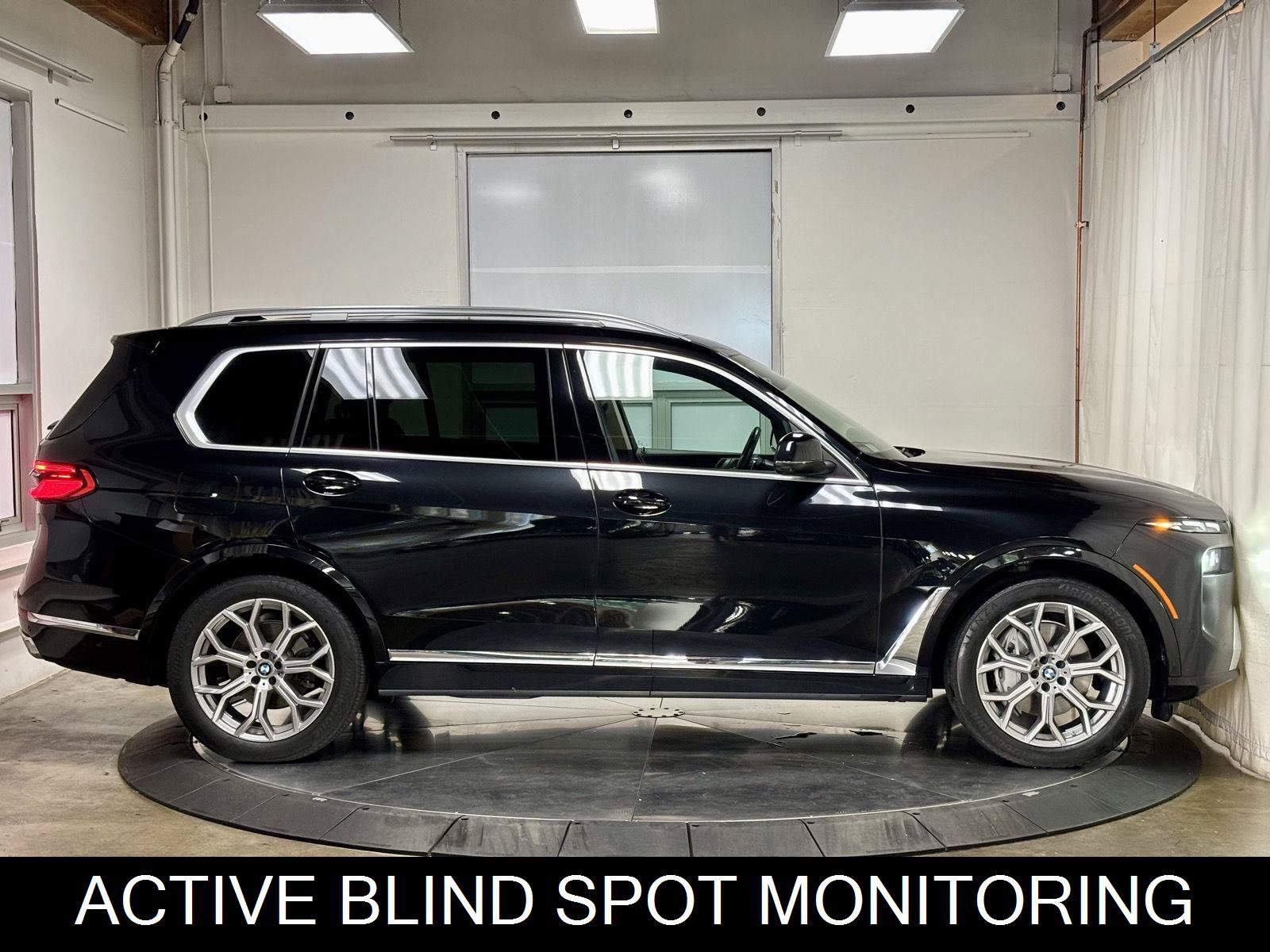 Used 2024 BMW X7 xDrive40i AWD/4WD image 11